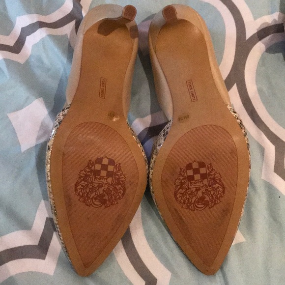 Heels - Picture 3 of 4